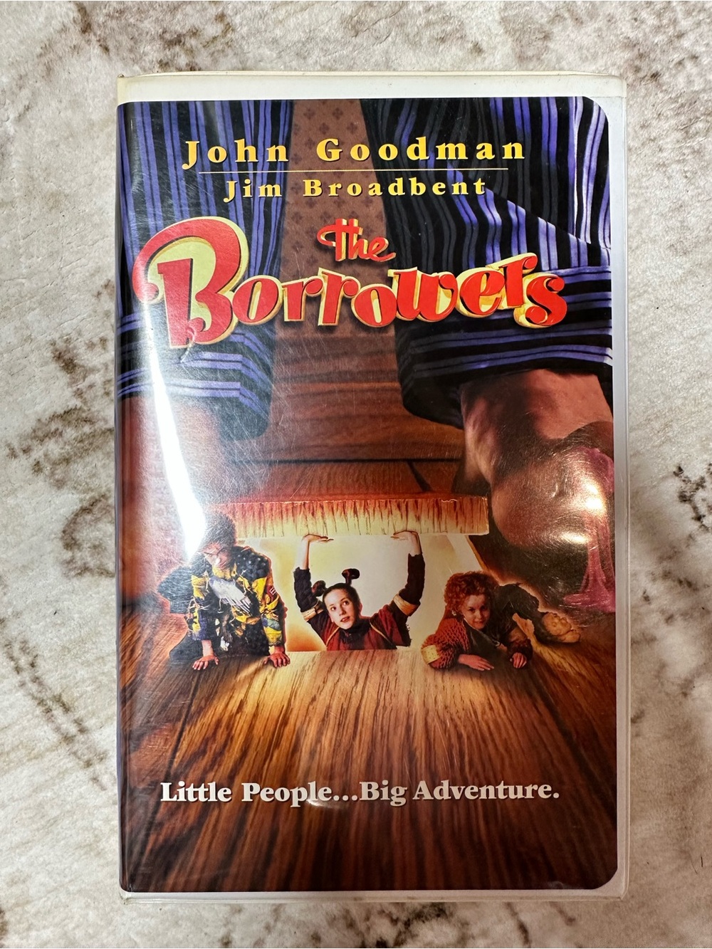 The Borrowers (VHS, 1998, Clamshell) John Goodman, Jim Broadbent
